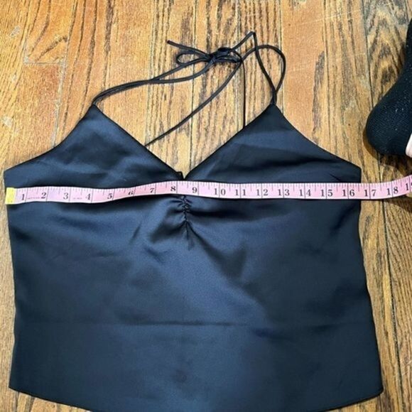 NWT Express Black satin top Crop top size small - Picture 6 of 8